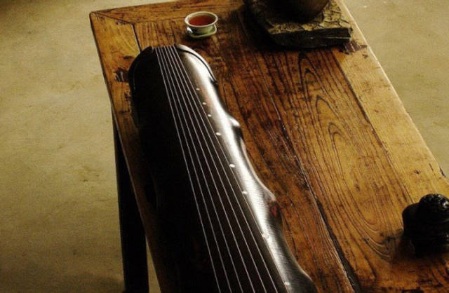 基隆市古琴蕴含的传统文化，一把古琴制备出来要两年的时间